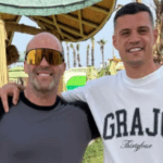 Xhaka takohet me aktorin e famshëm britanik, Jason Statham