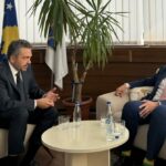 Hargreaves e Radoniqi flasin për zgjedhjet lokale: Të gjithë t’i respektojnë ligjet dhe procedurat