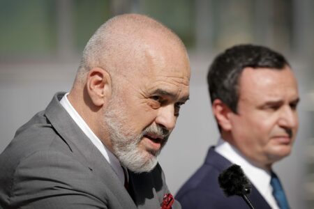 Rama: Kurrë s’kam dashur të ndërhyjë në politikën e Kosovës, më është dukur qesharake kur kanë tentuar të ndërhyjnë në Shqipëri