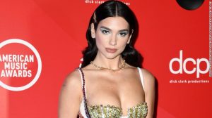 Dua Lipa shkarkon menaxherin veç pse e përkrahte luftën e Izraelit në Gaza