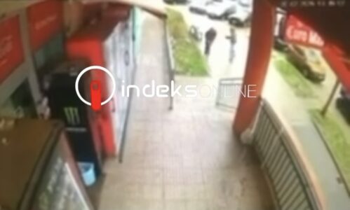 Momenti kur Alaudin Hamiti e merr një boks nga një person (VIDEO)