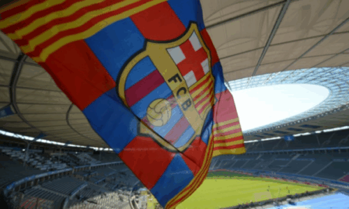 Lojtari i Chelseat i ofrohet Barcelonës, katalanasit kërkojnë përforcim në mbrojtje