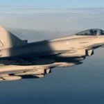 Mbretëria e Bashkuar dërgon katër aeroplanë shtesë Typhoon në Katar, thotë kryeministri Starmer