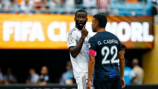 FIFA heton fyerjen e dyshuar raciste në ndeshjen Rudiger-Cabral gjatë ndeshjes Real Madrid – Pachuca