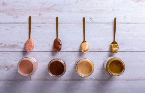 Cili gjalpë arroresh ju mban më të shëndetshëm?