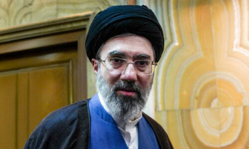 Raportohet se lideri i ri iranian u dërgua në Moskë pas plagosjes në sulmin ajror, mediat e huaja: Transporti i Mojtaba Khamenei u ofrua nga Putin