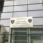Një muaj paraburgim për organizatorin e dyshuar të një grupi kriminal që merrej me tregti të armëve e materialeve plasëse