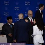 Rama publikon fotot nga Bordi i Paqes: Disponim i mirë mes tij, Trump dhe Osmanit