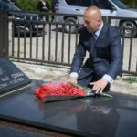 Haradinaj kujton dëshmorët e Luftës Çlirimtare në javën e dytë të gushtit 1998