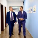 Krasniqi takon ambasadorin britanik, flasin për ‘‘nevojën urgjente për funksionalizimin e institucioneve’’