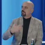 Albatros Rexhaj shkruan për incidentin: S’është e vërtetë që Berati më ka goditur, e tejkaluar