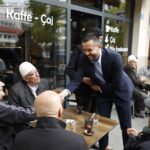 Arian Tahiri takohet me pensionistët: Mitrovica do të ketë një shtëpi të denjë për të moshuarit, me kujdes dhe dinjitet, ashtu siç e meritojnë