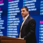 Krasniqi takon të rinjtë: Jeni gjenerata që do ta ndryshojë Republikën e Kosovës – kur fitoni ju, fiton PDK
