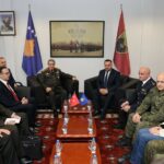 Maqedonci e pret në takim shefin e Përgjithshëm të Forcave të Armatosura të Turqisë