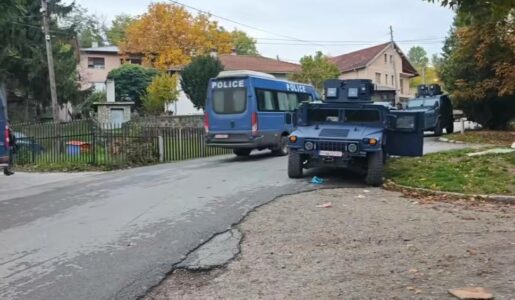 Pamje nga operacion policor në Zubin Potok e Zveçan, ku Prokuroria Speciale po kryen bastisje