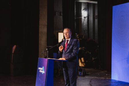 Hamza: Bashkë Gjakovë, me ty dhe qytetarët e mrekullueshëm, veç përpara do të ecim