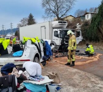 E dhimbshme: Vdes vogëlushi i familjes pesë anëtarëshe që u aksidentua në Gjermani