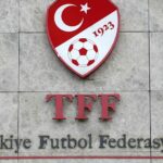 Arrestohen ish-shefi i Galatasaray dhe 14 futbollistë : Përkeqësohet skandali i basteve në Turqi