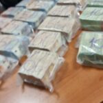 Dogana e Kosovës gjen rreth 1 milion euro të padeklaruara në një veturë në Merdar