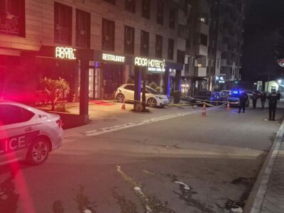 Theret me thikë një person në Mitrovicë të Veriut