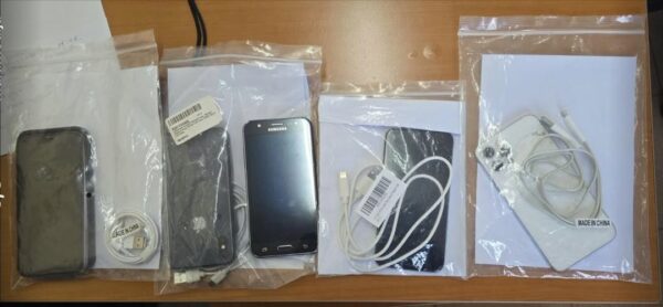 Parandalohet futja e pesë telefonave në Qendrën e Paraburgimit në Mitrovicë