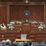 Pushteti tenton të kap institucionet para zgjedhjeve: Qeveria shpalli 20 pozita të larta udhëheqëse disa ora para shpërndarjes së Kuvendit