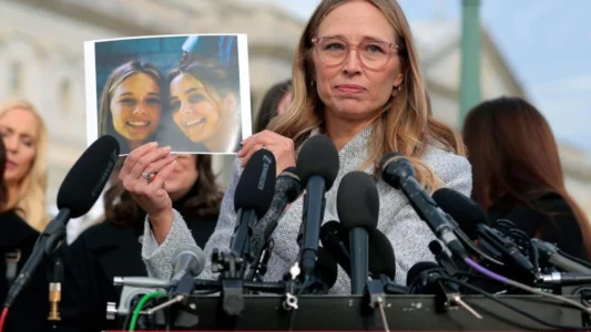 Zbulohen dosjet: Motra e ‘viktimës’ së Epstein denoncoi abuzimet para 27 vitesh, FBI heshti