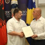 Bekë Berisha publikon listën e kandidatëve për asamblenë komunale të Prishtinës
