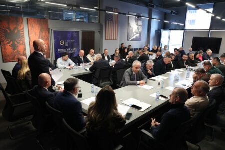 AAK-ja formon Shtabin Qendror Zgjedhor në krye me Ardian Gjinin