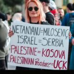 Shpërthen Evi Kokalari: Protesta në Tiranë, nga llumi i krijuar nga Vëllazeria Myslimane, që barazon Palestinën me Kosovën