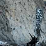 Mijëra gjurmë dinozaurësh zbulohen në një mal në Itali