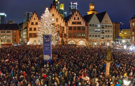 Pesë shtetet ku Krishtlindja është e ndaluar