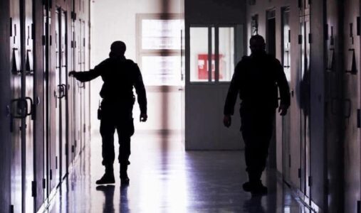 Po trajtohej në QKUK, arratiset një i burgosur i Dubravës