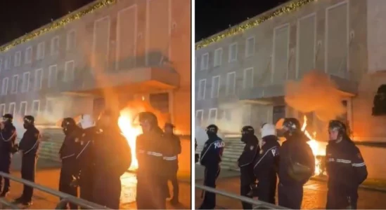 Shqipëri: Protestuesit hedhin bomba molotov drejt godinës së Kryeministrisë