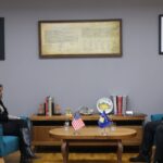 Sveçla pas takimit me shefen e ambasadës së ShBA-së: E falënderova për mbështetjen në funksion të sigurisë