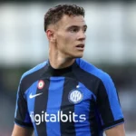 Kristjan Asllani “baksuz”, i prishet avioni me të cilin do të udhëtonte për të firmosur në Stamboll