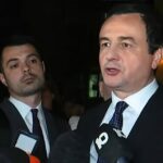 Nga Qeveria s’e marrin vesh goditjen e SHBA-së, thonë se “jemi partneri më serioz i Amerikës”