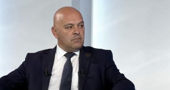 Gjini: Kurti e ka zënë peng Qeverinë edhe Kuvendin, me Haxhiun shumë shpejt pretendon me zënë peng edhe Presidencën