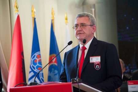 Armand Duka merr edhe një mandat në krye të FSHF`së