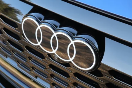 Audi po e rikthen A4-shin, publikohen disa foto