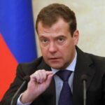 Medvedev: Finlanda po përgatitet për luftë me Rusinë