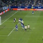 Barcelona e “nokauton” Oveidon, Araujo shënon gol për ta përmbyllur dilemën e fituesit