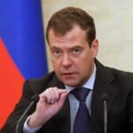 Medvedev thumbon rëndë Trumpin: “Ku i dërguat ato nëndetëse? Në Ishullin Epstein?”