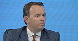 Faton Peci kapet në rrenë, tha se Bedri Hamza nuk e nënshkroi kontratën 600 mijë euro – ky dokument e dëshmon të kundërtën