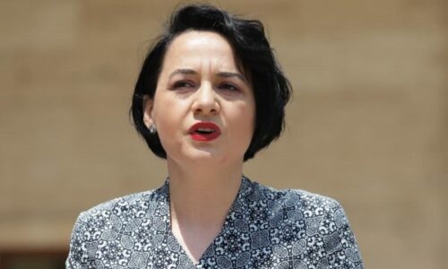 Pacolli reagon pas raportimeve se burri i saj përfitoi mijëra euro nga shteti: Kanë hasur në një gur të fortë: as një grimcë nuk ma heqin