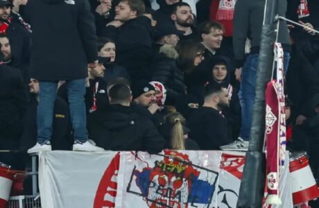 E turpshme: Tifozët e Lille shfaqin mesazhe kundër Kosovës