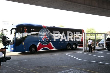 Autobusi i PSG-së sulmohet me gurë pas ndeshjes me Bilbaon