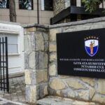 Ambasada Britanike: Vendimet e Kushtetueses duhet të respektohen dhe zbatohen nga të gjithë