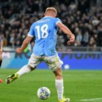 Isaksen i ‘shuan’ ëndrrat e Milanit për Scudetto