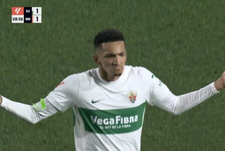 Elche barazon ndaj Barcelonës